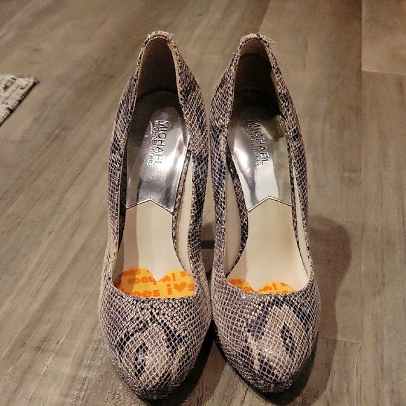 Michael Kors Shoes - Michael Kors Brown and Tan Patterned Heels